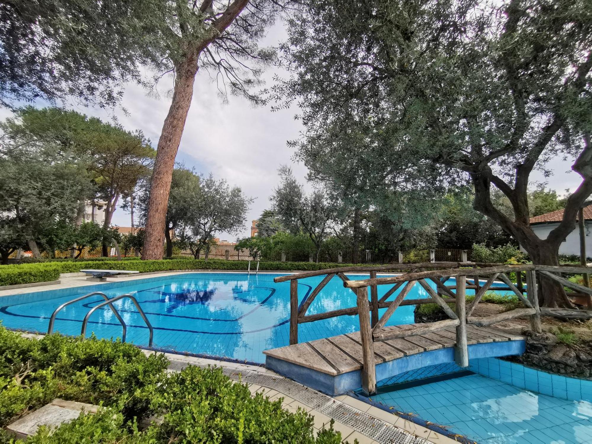 Casa Mar - Elegant Apartment With Pool And Panoramic Terrace In The Heart Of Sorrent Exterior foto